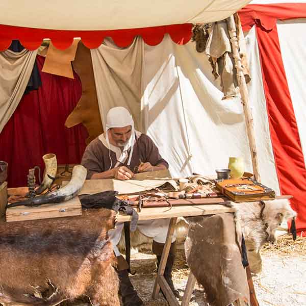 Image présentant un marchand du moyen-âge © G. Vincent - photovog.com